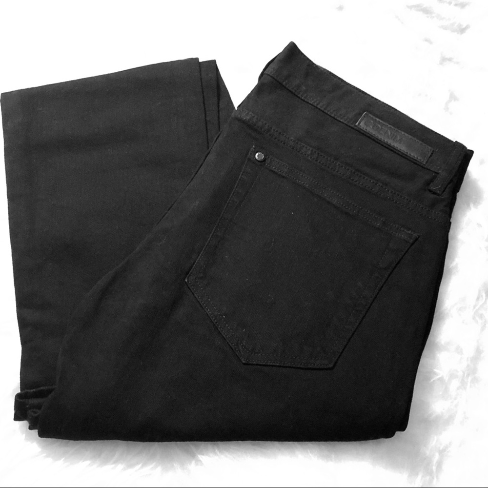 Black, narrow fit, denim